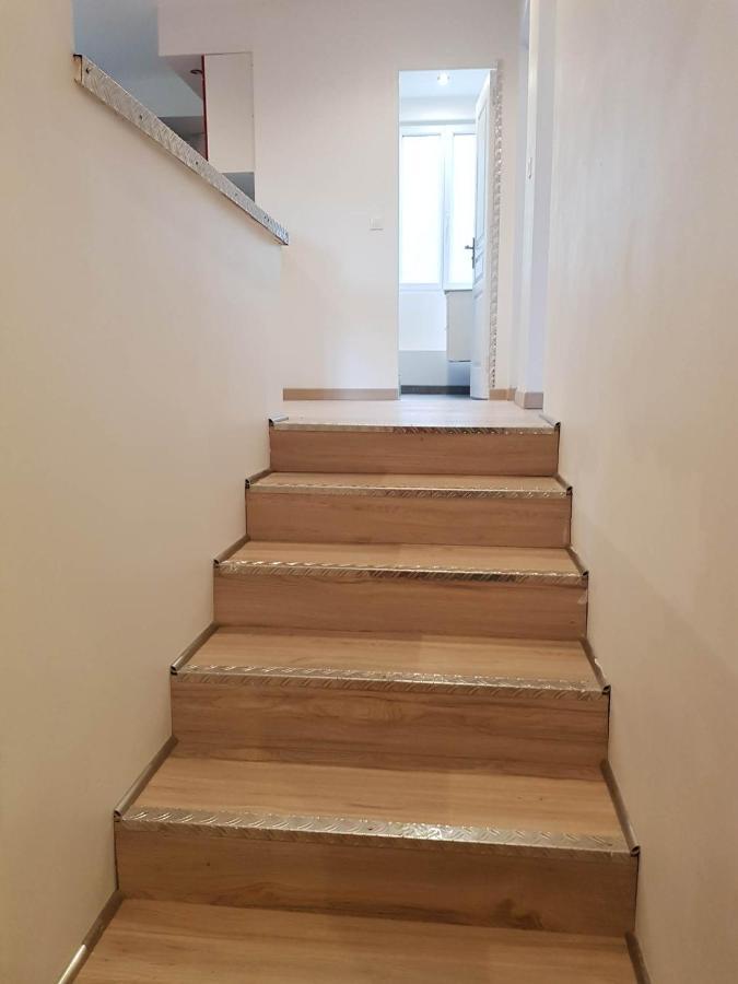05 - Tres Joli 3 Pieces Neuf 2 Chambres, Logement Tout Equipe Pour 1 A 4 Personnes Maximum, Vue Sur Jardin Avec Parking Privatif, Grand Fourgon Possible, Tout Le Linge De Maison Est Fourni Анессе-э-Больё Экстерьер фото