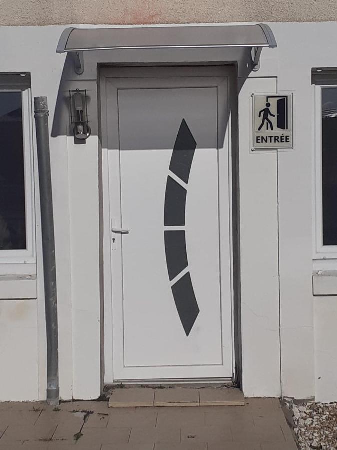 05 - Tres Joli 3 Pieces Neuf 2 Chambres, Logement Tout Equipe Pour 1 A 4 Personnes Maximum, Vue Sur Jardin Avec Parking Privatif, Grand Fourgon Possible, Tout Le Linge De Maison Est Fourni Анессе-э-Больё Экстерьер фото