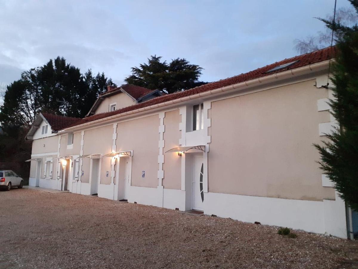 05 - Tres Joli 3 Pieces Neuf 2 Chambres, Logement Tout Equipe Pour 1 A 4 Personnes Maximum, Vue Sur Jardin Avec Parking Privatif, Grand Fourgon Possible, Tout Le Linge De Maison Est Fourni Анессе-э-Больё Экстерьер фото